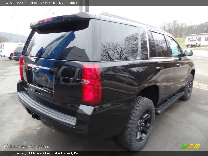 Black / Jet Black 2019 Chevrolet Tahoe LS 4WD