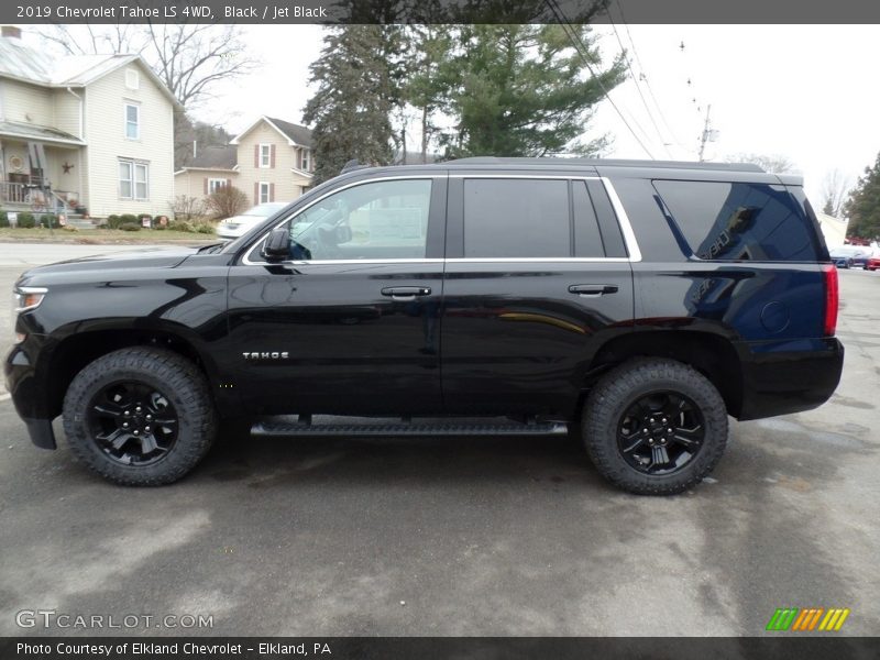 Black / Jet Black 2019 Chevrolet Tahoe LS 4WD