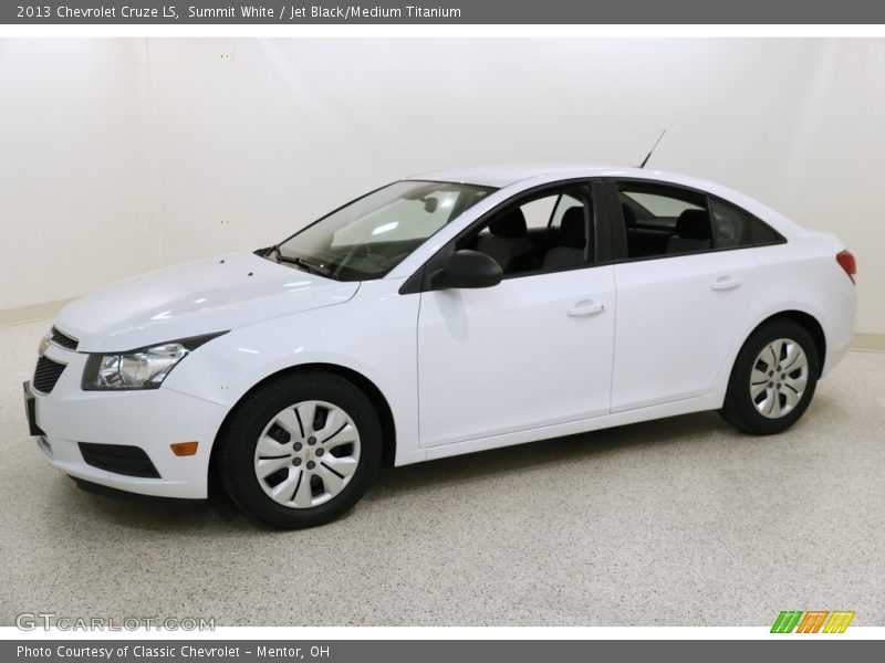 Summit White / Jet Black/Medium Titanium 2013 Chevrolet Cruze LS