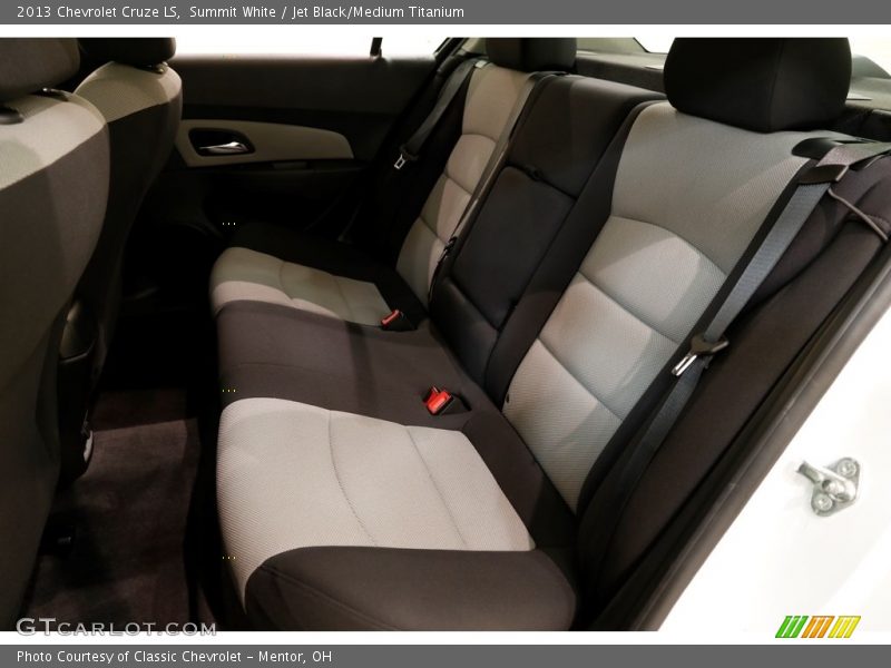 Summit White / Jet Black/Medium Titanium 2013 Chevrolet Cruze LS