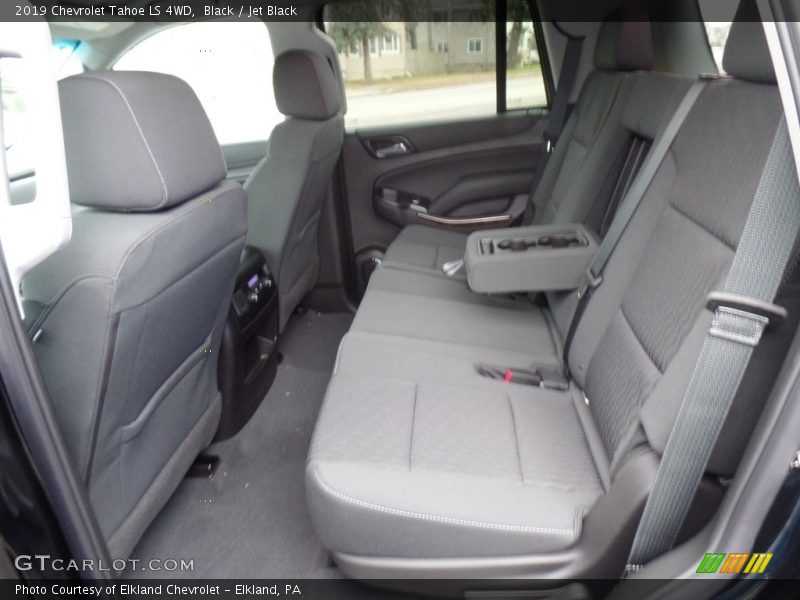 Black / Jet Black 2019 Chevrolet Tahoe LS 4WD