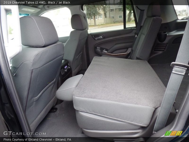 Black / Jet Black 2019 Chevrolet Tahoe LS 4WD