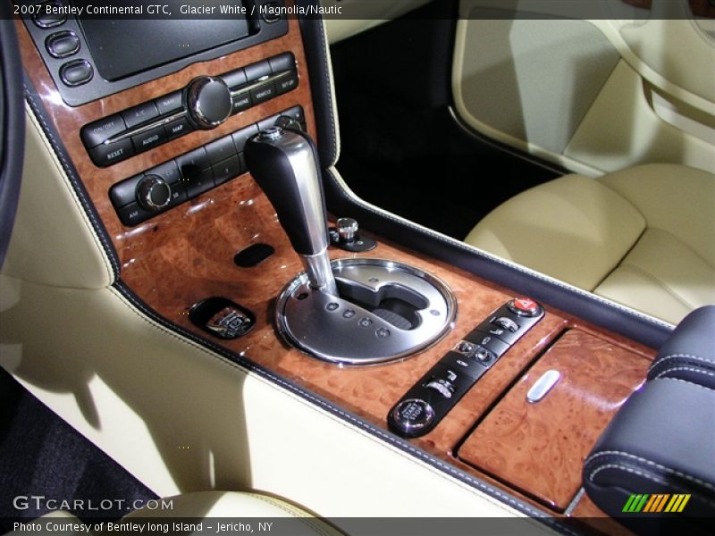 Glacier White / Magnolia/Nautic 2007 Bentley Continental GTC