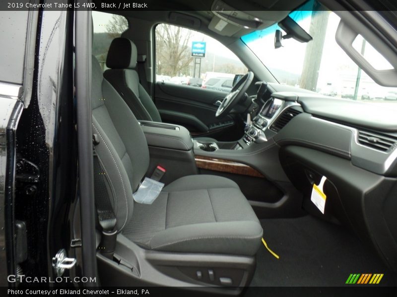 Black / Jet Black 2019 Chevrolet Tahoe LS 4WD