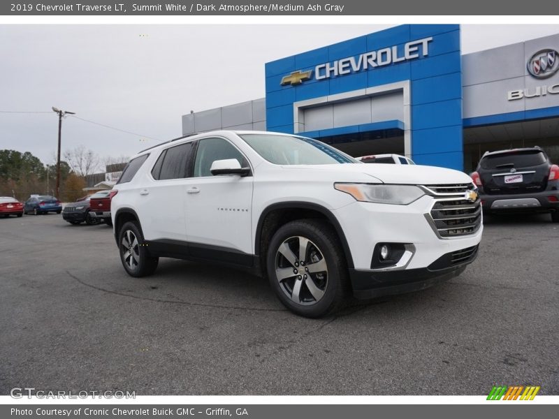 Summit White / Dark Atmosphere/Medium Ash Gray 2019 Chevrolet Traverse LT