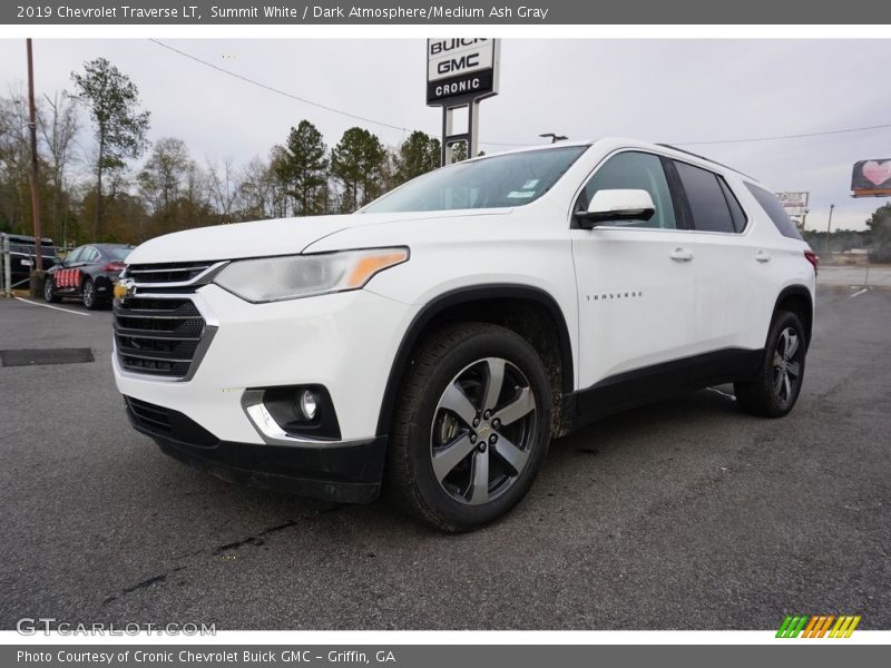 Summit White / Dark Atmosphere/Medium Ash Gray 2019 Chevrolet Traverse LT