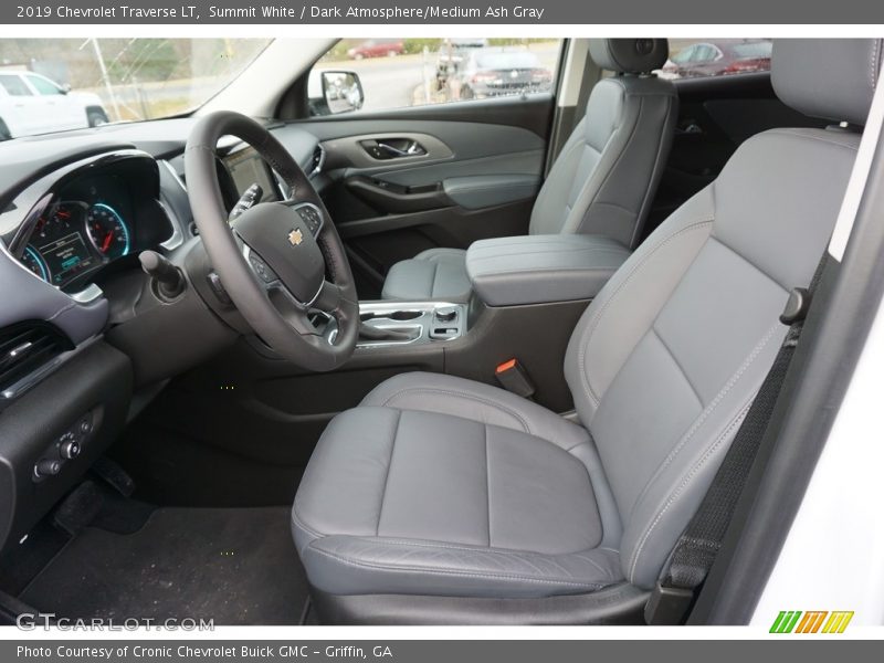 Summit White / Dark Atmosphere/Medium Ash Gray 2019 Chevrolet Traverse LT