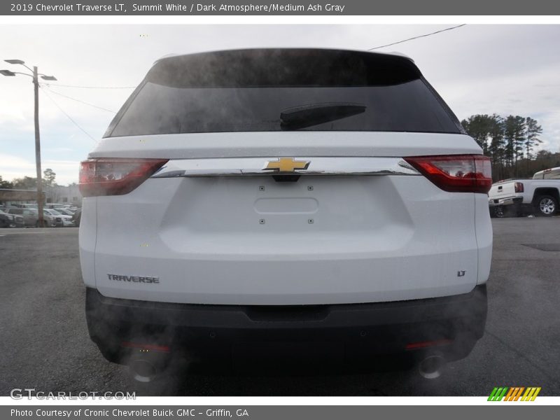 Summit White / Dark Atmosphere/Medium Ash Gray 2019 Chevrolet Traverse LT
