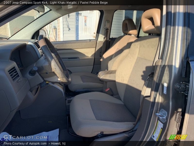 Light Khaki Metallic / Pastel Pebble Beige 2007 Jeep Compass Sport 4x4