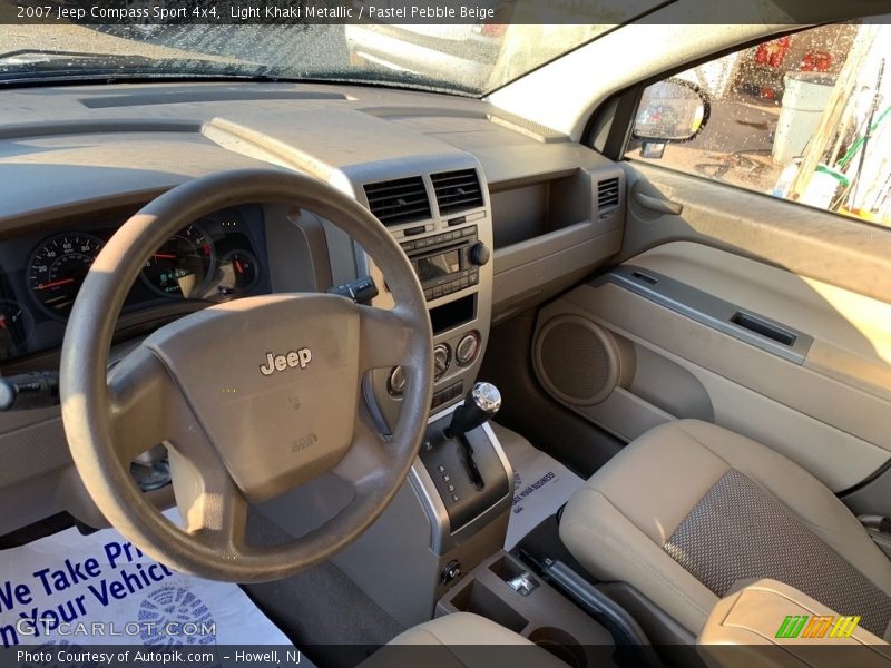 Light Khaki Metallic / Pastel Pebble Beige 2007 Jeep Compass Sport 4x4