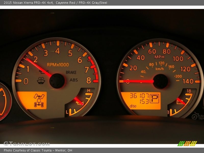 Cayenne Red / PRO-4X Gray/Steel 2015 Nissan Xterra PRO-4X 4x4
