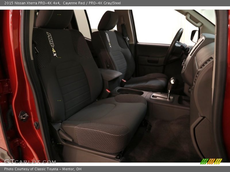 Cayenne Red / PRO-4X Gray/Steel 2015 Nissan Xterra PRO-4X 4x4