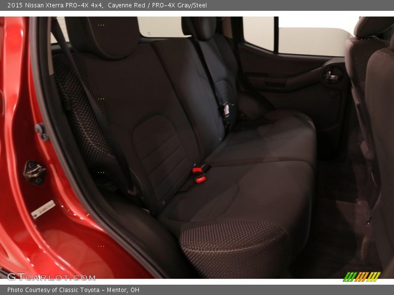 Cayenne Red / PRO-4X Gray/Steel 2015 Nissan Xterra PRO-4X 4x4