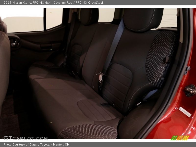 Cayenne Red / PRO-4X Gray/Steel 2015 Nissan Xterra PRO-4X 4x4