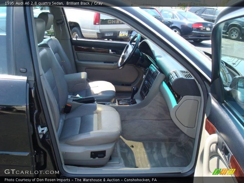 Brilliant Black / Gray 1995 Audi A6 2.8 quattro Sedan