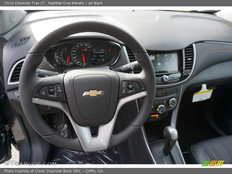 Nightfall Gray Metallic / Jet Black 2019 Chevrolet Trax LT