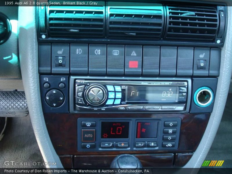 Brilliant Black / Gray 1995 Audi A6 2.8 quattro Sedan