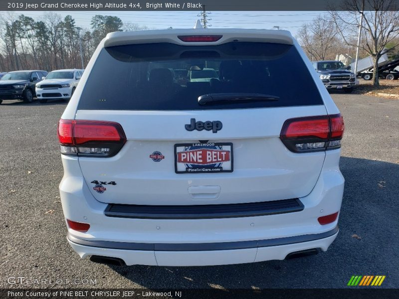 Bright White / Black 2019 Jeep Grand Cherokee High Altitude 4x4