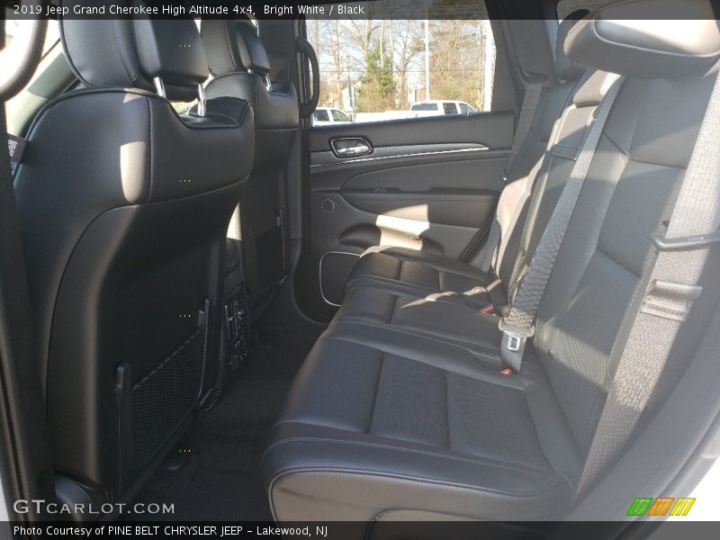 Bright White / Black 2019 Jeep Grand Cherokee High Altitude 4x4