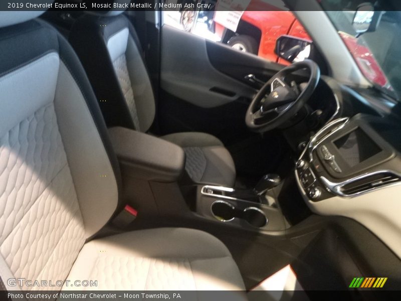Mosaic Black Metallic / Medium Ash Gray 2019 Chevrolet Equinox LS