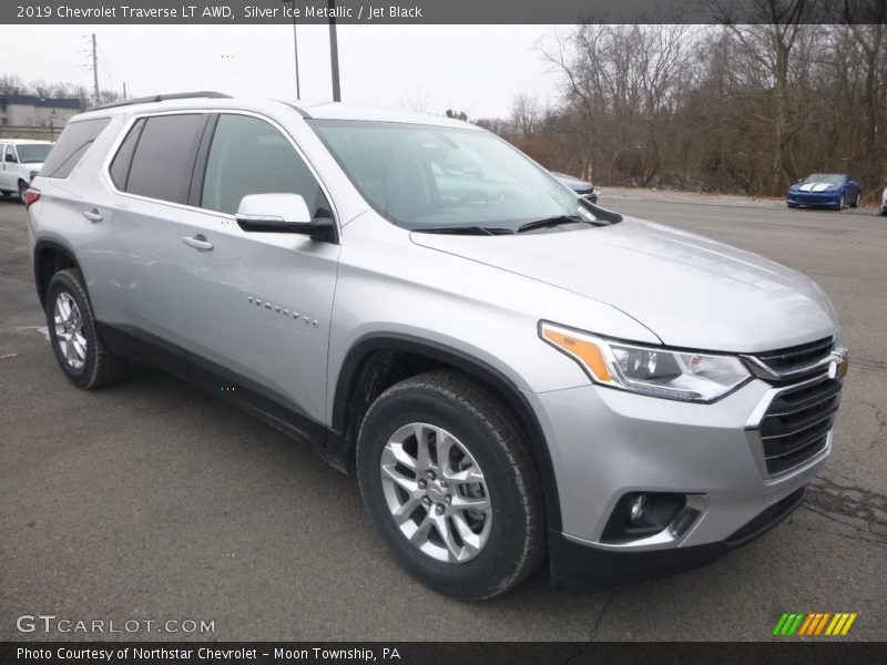 Silver Ice Metallic / Jet Black 2019 Chevrolet Traverse LT AWD