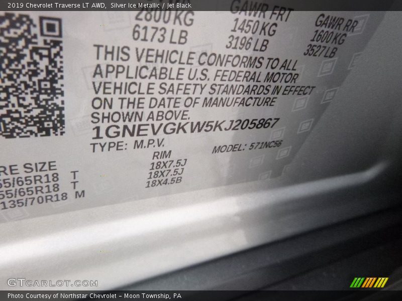 Silver Ice Metallic / Jet Black 2019 Chevrolet Traverse LT AWD