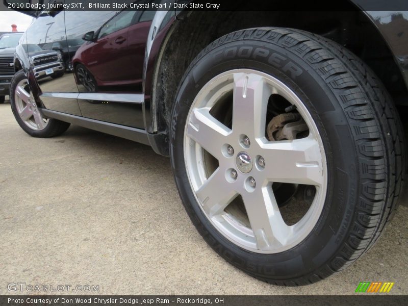 Brilliant Black Crystal Pearl / Dark Slate Gray 2010 Dodge Journey SXT