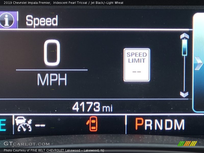 Iridescent Pearl Tricoat / Jet Black/­Light Wheat 2019 Chevrolet Impala Premier