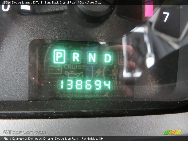 Brilliant Black Crystal Pearl / Dark Slate Gray 2010 Dodge Journey SXT