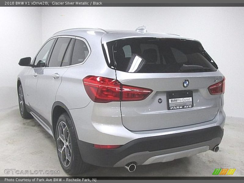 Glacier Silver Metallic / Black 2018 BMW X1 xDrive28i