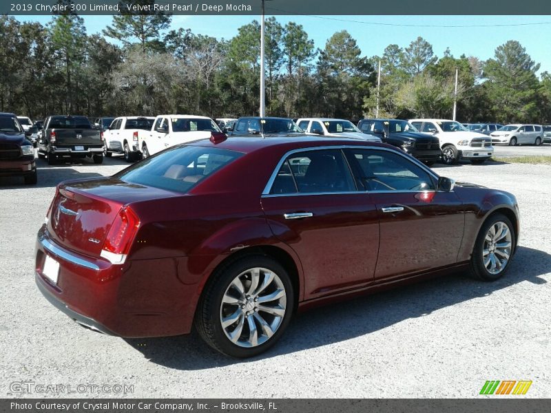 Velvet Red Pearl / Deep Mocha 2019 Chrysler 300 Limited