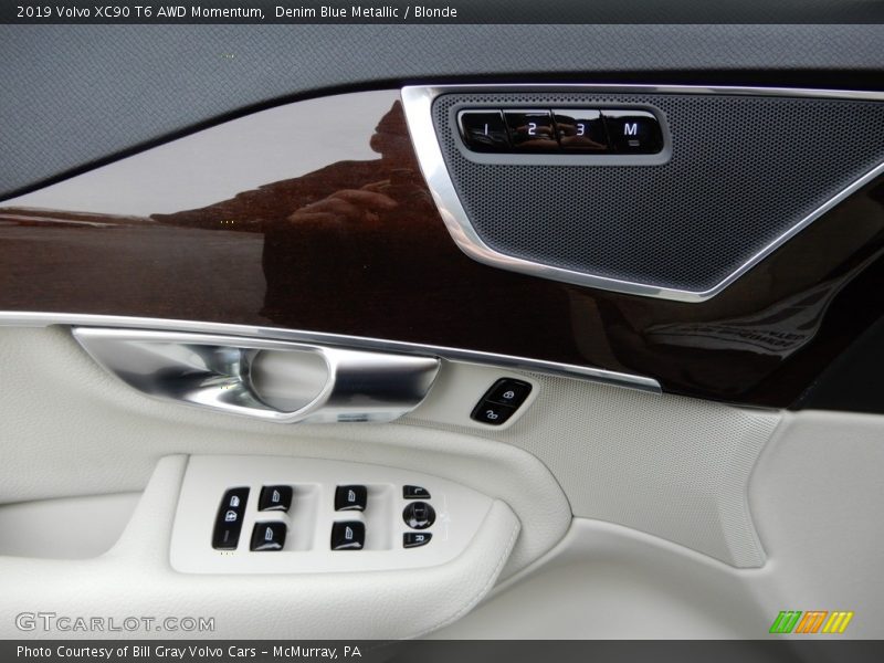 Denim Blue Metallic / Blonde 2019 Volvo XC90 T6 AWD Momentum