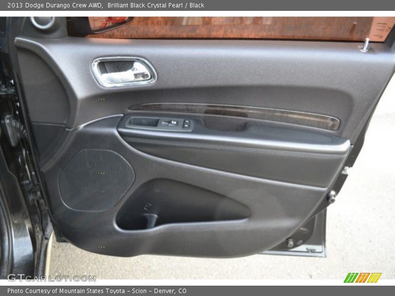 Brilliant Black Crystal Pearl / Black 2013 Dodge Durango Crew AWD