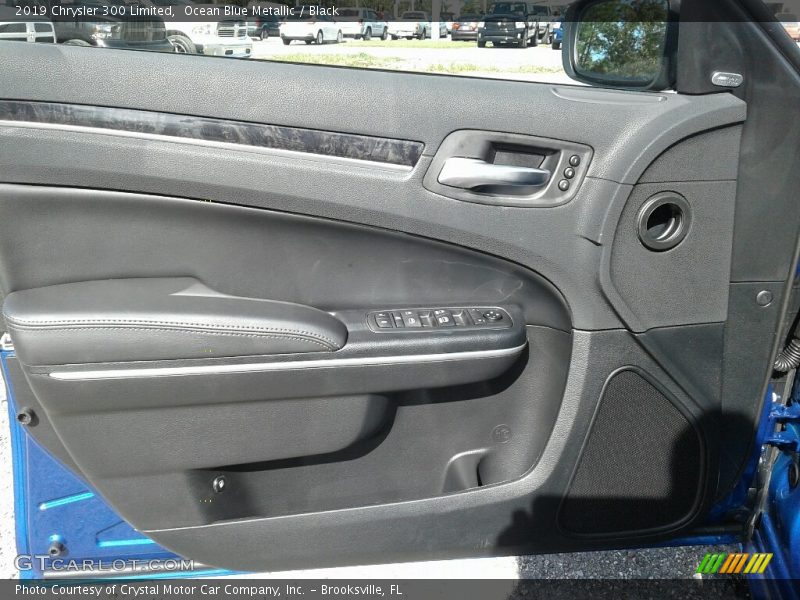 Door Panel of 2019 300 Limited