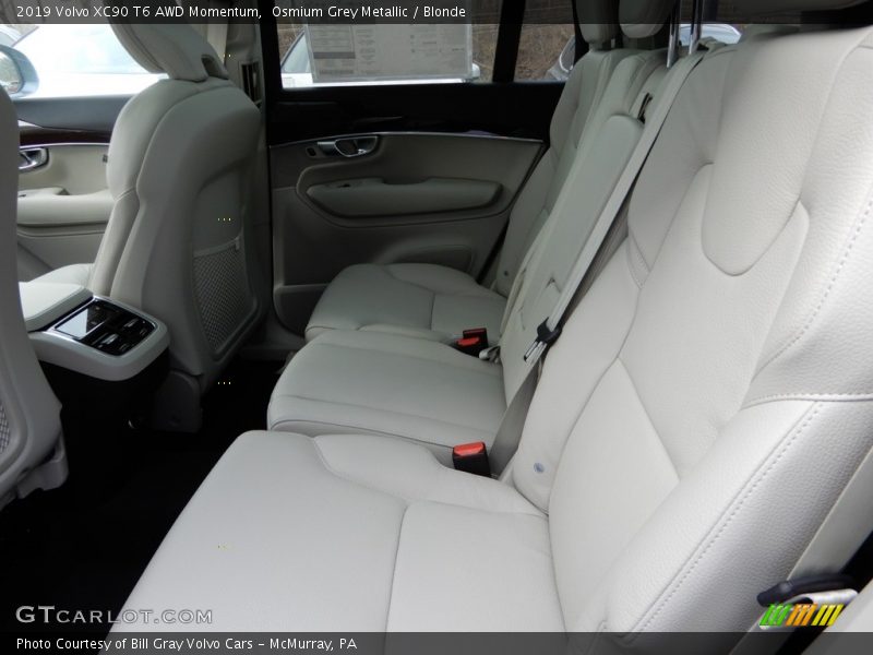 Osmium Grey Metallic / Blonde 2019 Volvo XC90 T6 AWD Momentum
