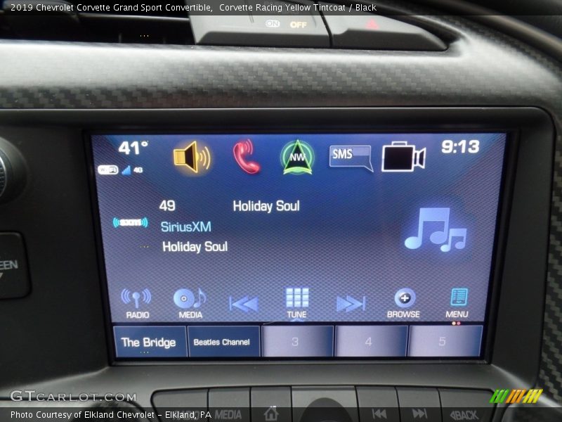 Controls of 2019 Corvette Grand Sport Convertible