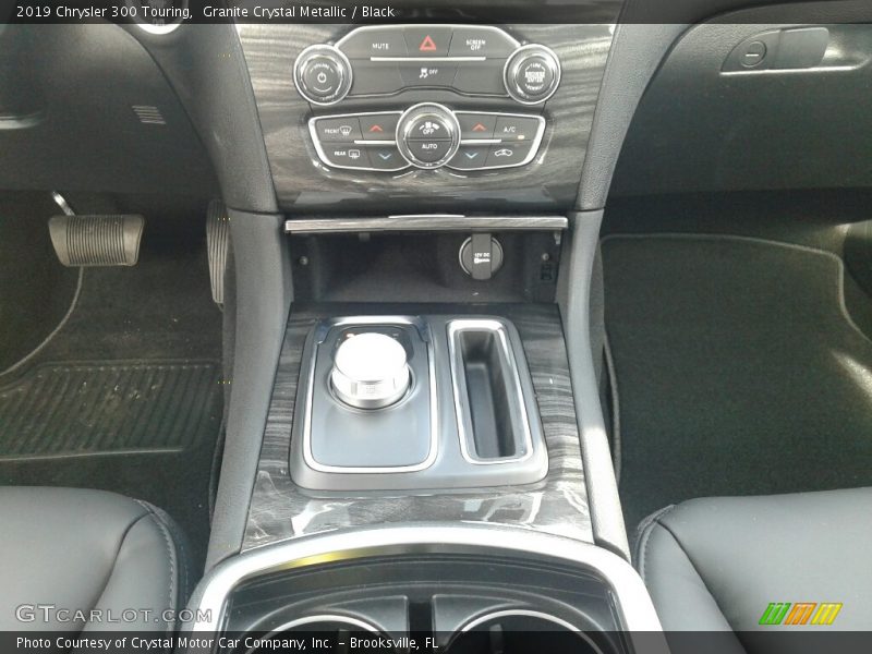 Granite Crystal Metallic / Black 2019 Chrysler 300 Touring