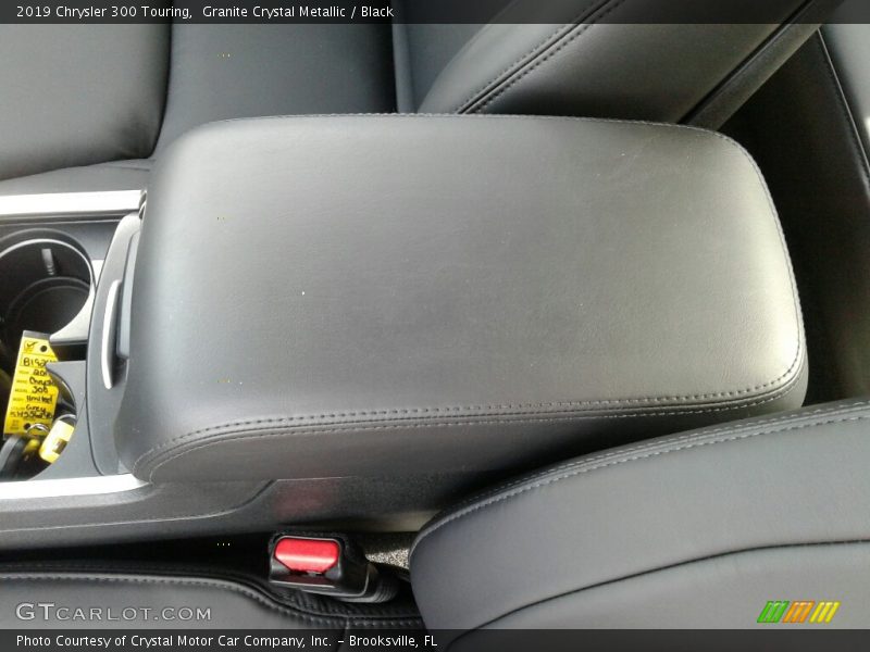 Granite Crystal Metallic / Black 2019 Chrysler 300 Touring