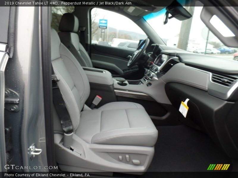 Pepperdust Metallic / Jet Black/Dark Ash 2019 Chevrolet Tahoe LT 4WD