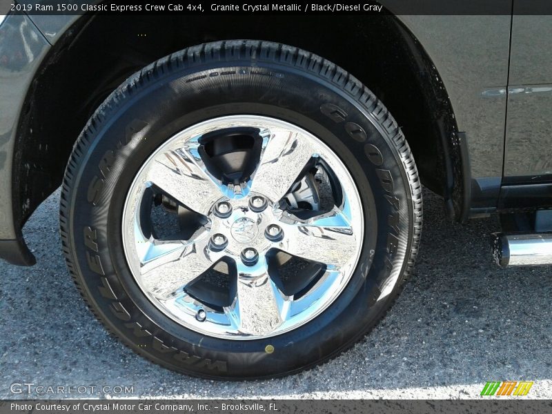 Granite Crystal Metallic / Black/Diesel Gray 2019 Ram 1500 Classic Express Crew Cab 4x4