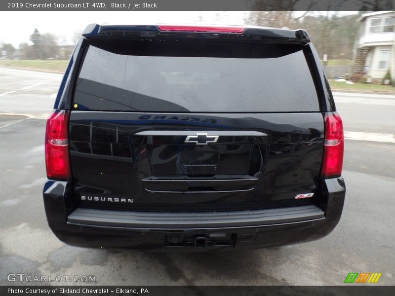 Black / Jet Black 2019 Chevrolet Suburban LT 4WD