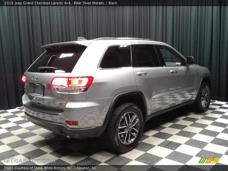 Billet Silver Metallic / Black 2019 Jeep Grand Cherokee Laredo 4x4