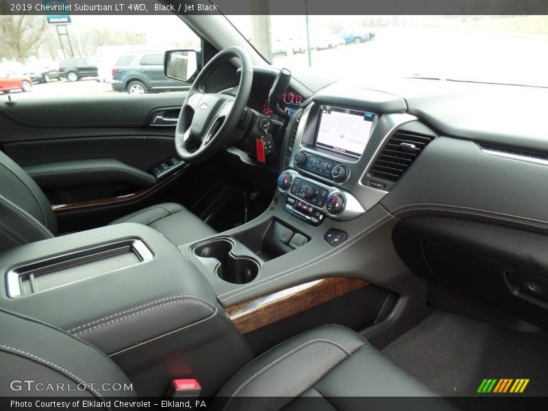 Black / Jet Black 2019 Chevrolet Suburban LT 4WD
