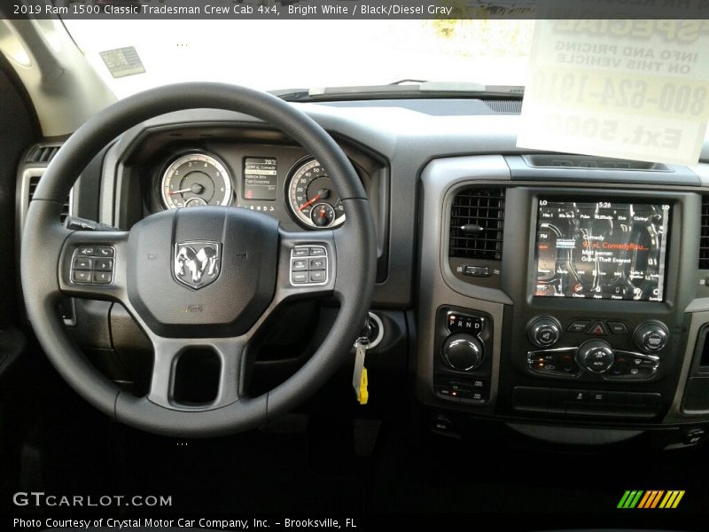 Bright White / Black/Diesel Gray 2019 Ram 1500 Classic Tradesman Crew Cab 4x4