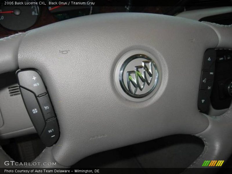 Black Onyx / Titanium Gray 2006 Buick Lucerne CXL