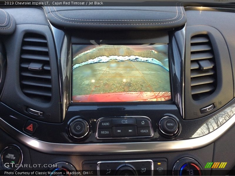 Controls of 2019 Impala LT