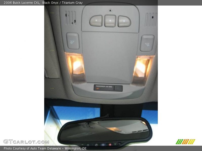 Black Onyx / Titanium Gray 2006 Buick Lucerne CXL