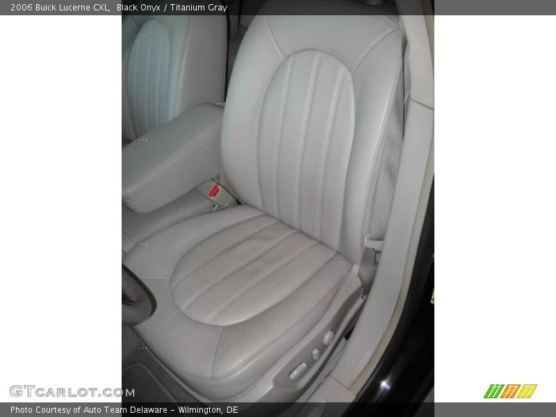 Black Onyx / Titanium Gray 2006 Buick Lucerne CXL