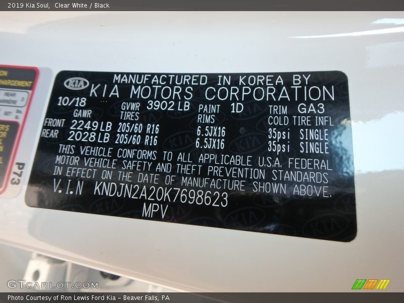 Clear White / Black 2019 Kia Soul