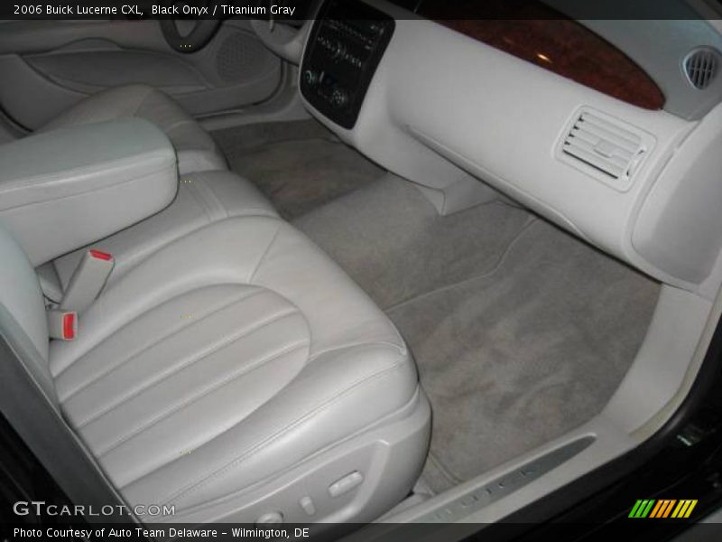 Black Onyx / Titanium Gray 2006 Buick Lucerne CXL
